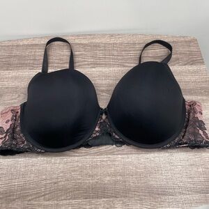 Torrid curve black padded underwire lace bra